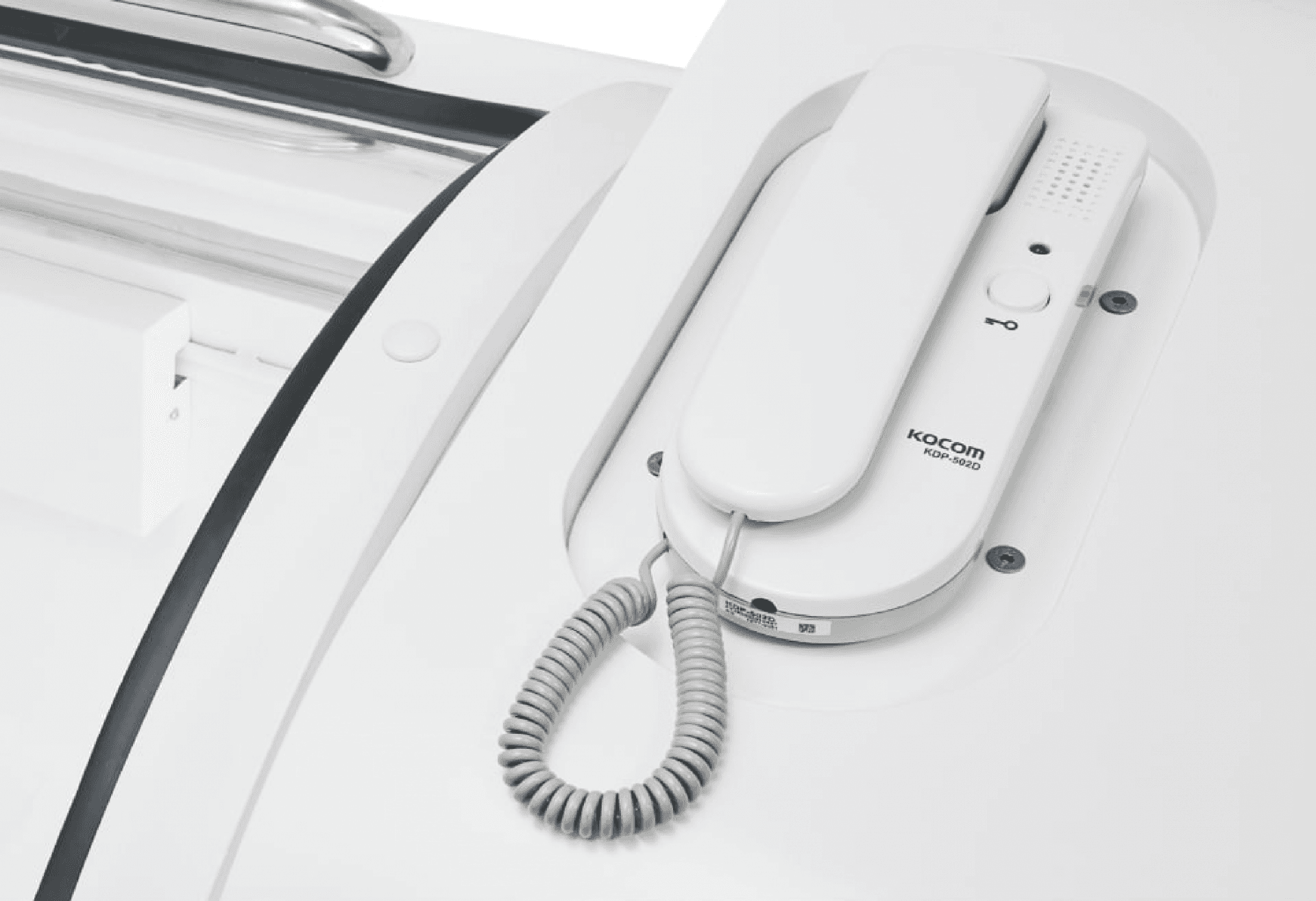 Hyperbaric oxygen chamber suite at DA Dermatology Dosan, Seoul